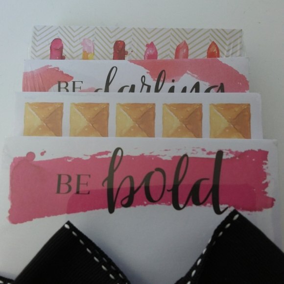 Tri-Coastal Design White 4 Stacked Memo Pads - Picture 3 of 7